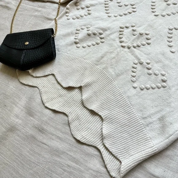 NWOT Off White Scalloped High Neck Hearts Sweater - Picture 5 of 8